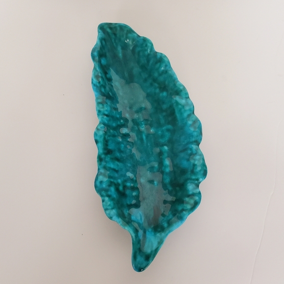 MLP Pottery Trinket Dish Teal Black Glossy Glazed Handmade Long Leafy Design - Picture 3 of 9